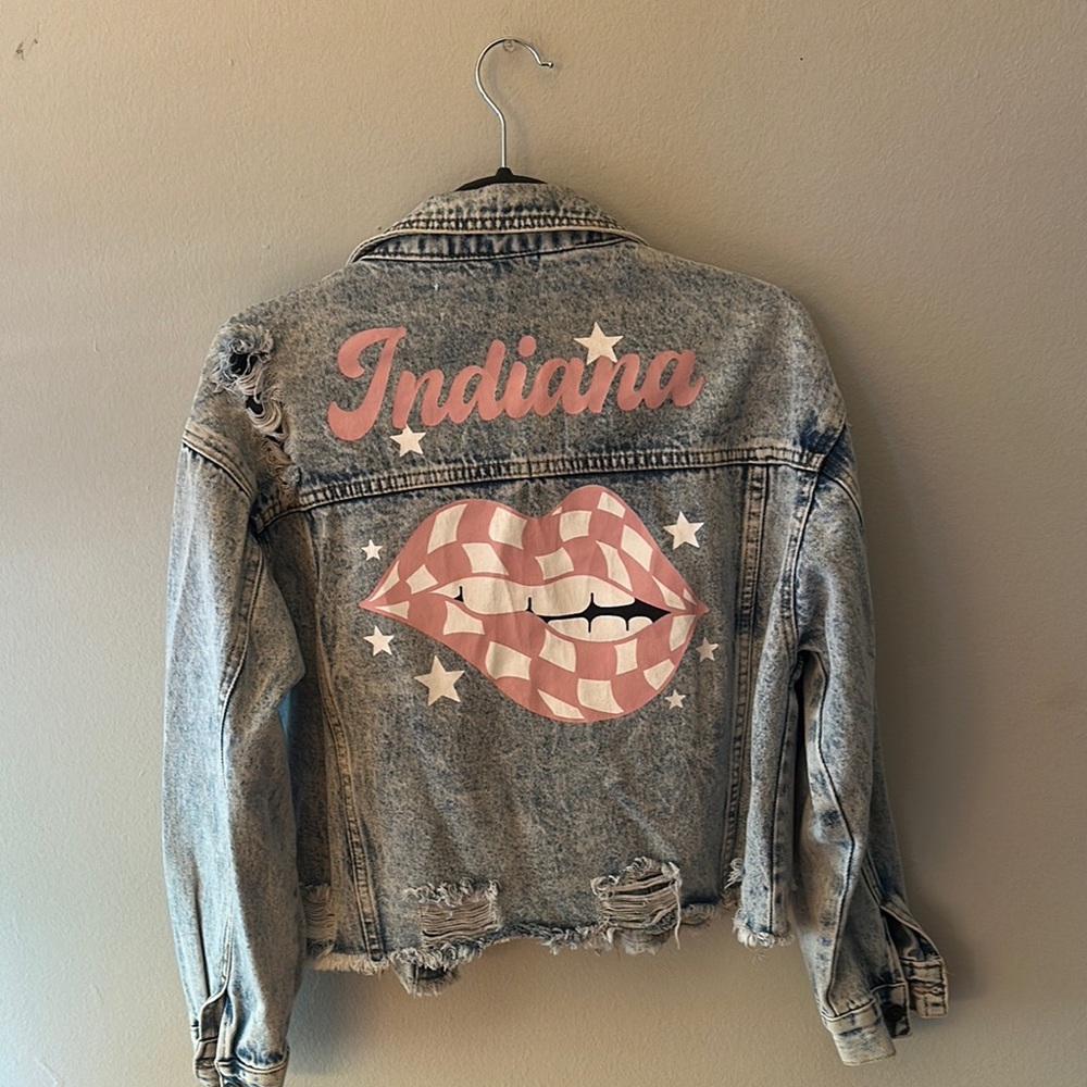 Indiana Theme Rivalry Threads Light Wash Denim Jacket - Picture 2 of 2